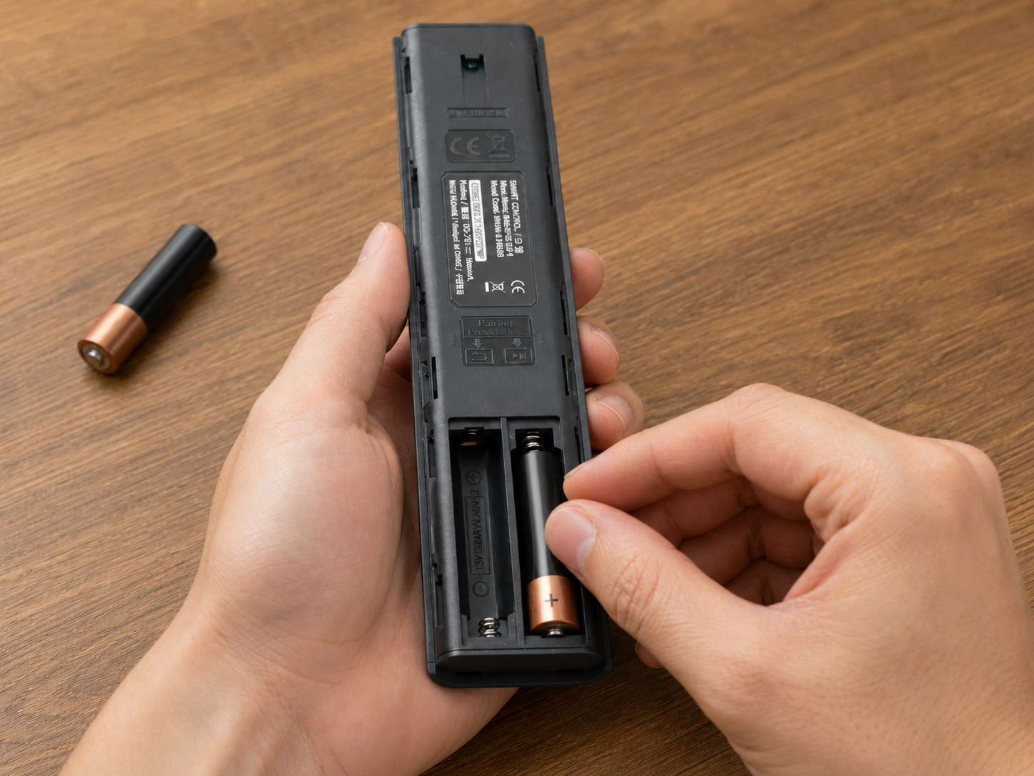azurano Fernbedienung für SAMSUNG BN59-01385B, BN59-01385A, TM2280E mit VOICE - Sprachfunktion - praktische Batterie Version – Bild 4